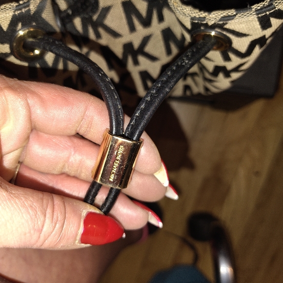 Authentic Michael kors purse - Picture 5 of 5